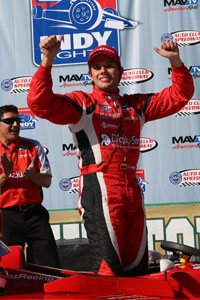 Carlos Munoz wins in Fontana