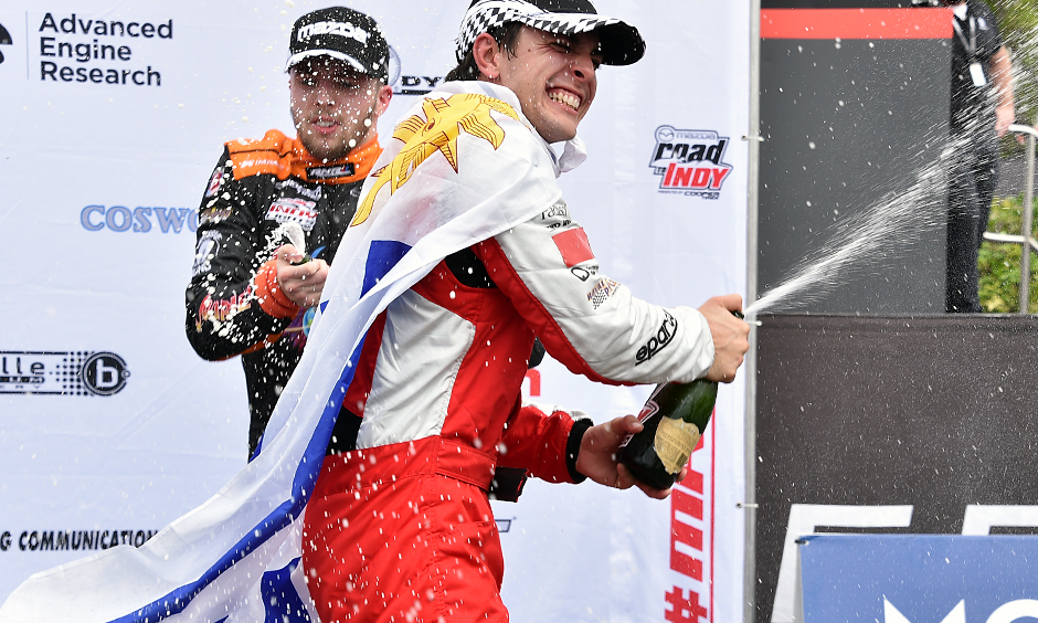 Urrutia dodges mayhem to win Indy Lights nightcap at St. Pete